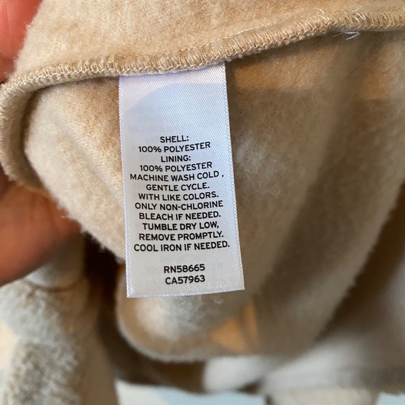 Treasure & Bond Sherpa Button Down - Picture 4 of 5